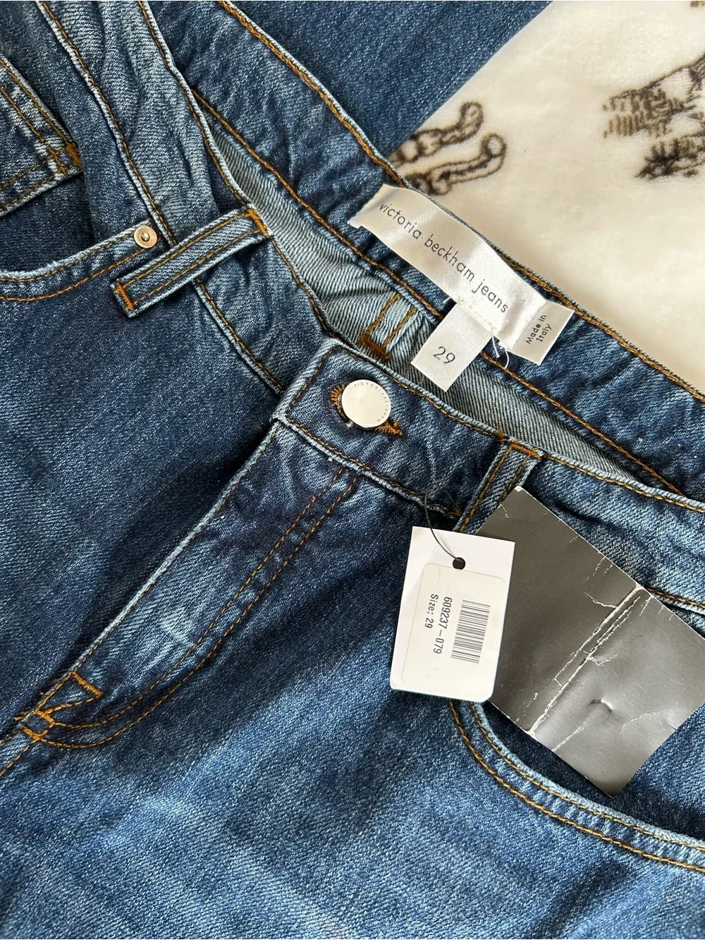 Victoria Beckham Jeans - Picture 3 of 4